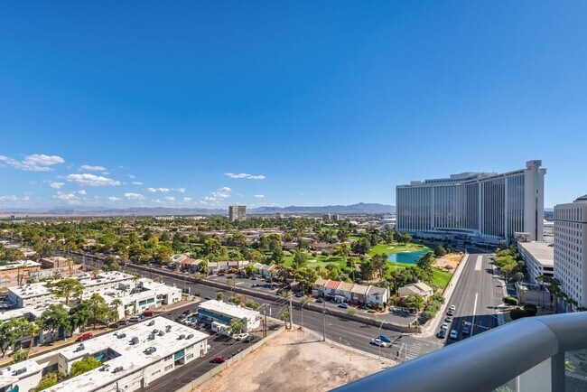 Building Photo - Turnberry Towers East 1507