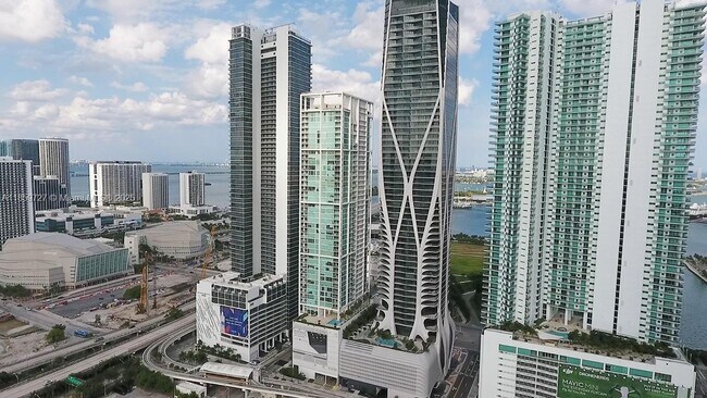 Building Photo - 1040 Biscayne Blvd