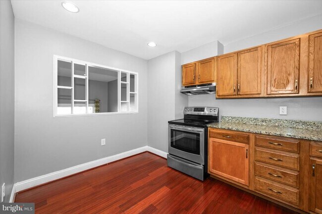 Building Photo - 6309 Arwen Ct