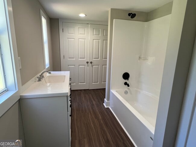 Building Photo - 2310 Hwy 42 S