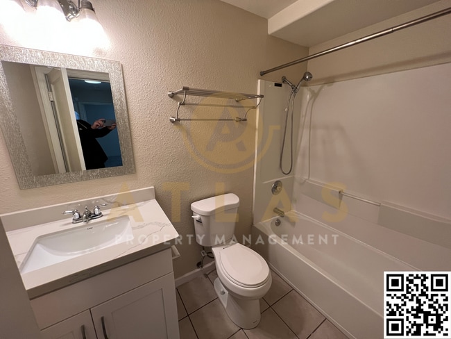 Building Photo - 1830 Magazine St