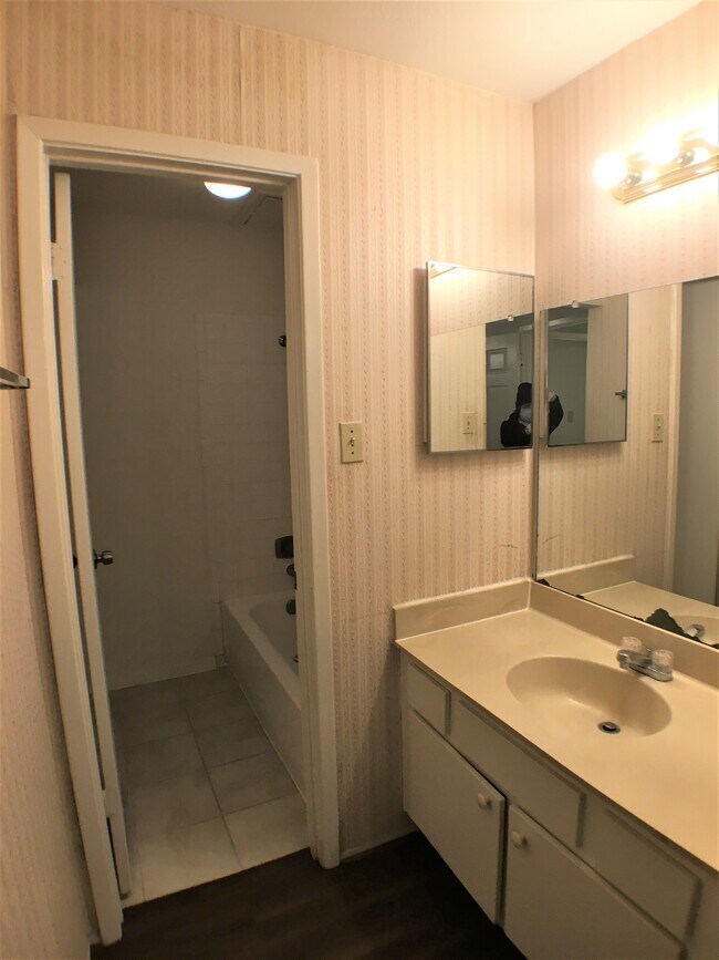 Vanity at master bedroom - 8201 Richmond Ave