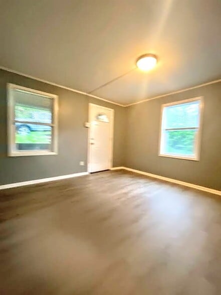 Building Photo - 71 Orchard Dr