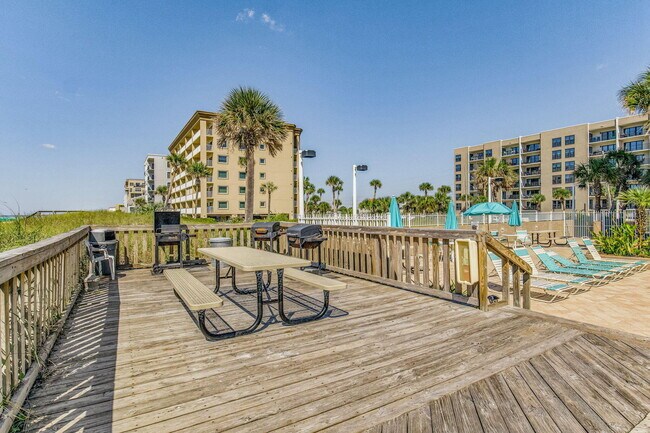 Building Photo - 770 Sundial Ct