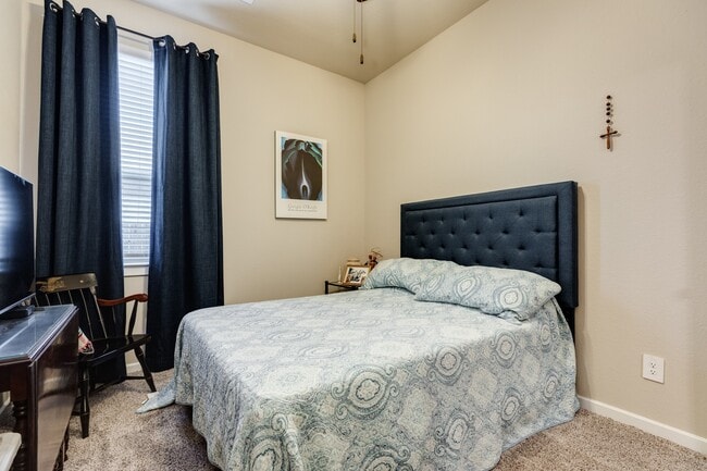 Building Photo - 12917 Ocean Breeze Ln