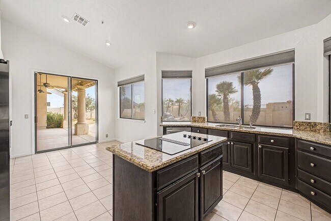 Building Photo - Beautiful Sonoran Heights 4 bed Home, 3 car garage, and Pool