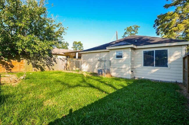 Building Photo - 11866 Greenloch Ln