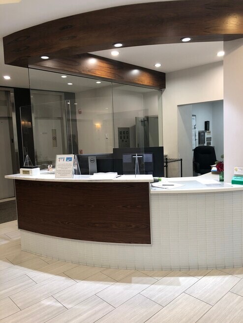 Front Desk - 1225 Martha Custis Dr