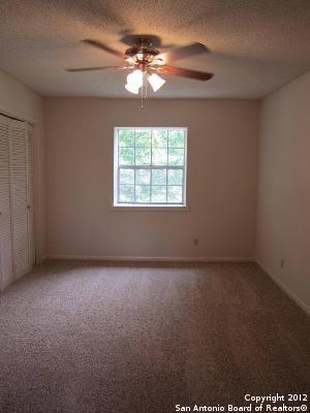 Building Photo - 833 Timber Dr