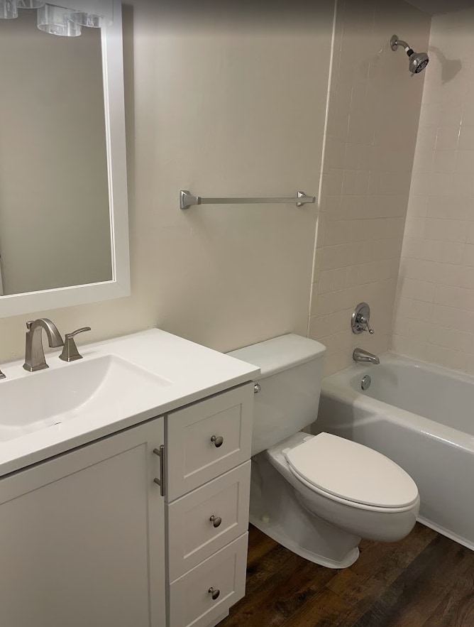 Bathroom 1 - 8514 Madrid Ct
