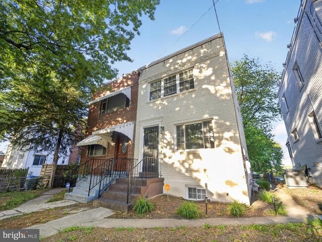 Building Photo - 4334 Martin Luther King Jr Ave SW