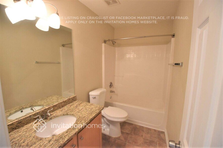 Building Photo - 785 Parc River Blvd