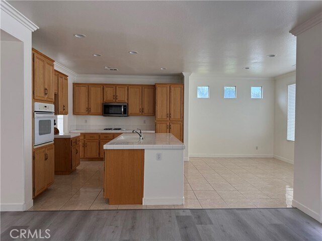 Building Photo - 7475 Rock Creek Ct