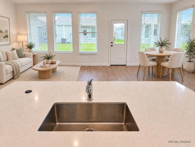 Building Photo - 5121 Arrowfeather Ct