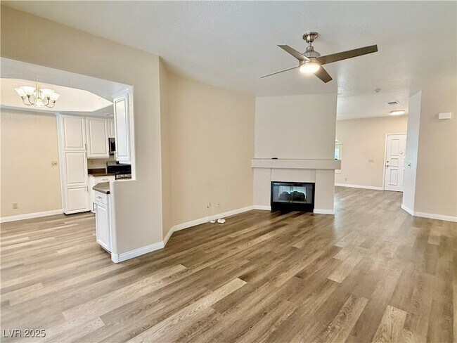 Building Photo - 1502 Cliff Branch Dr