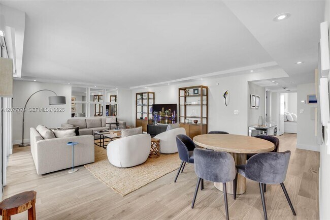 Building Photo - 607 Ocean Dr