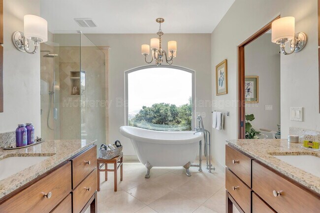 Building Photo - 287 Laureles Grade