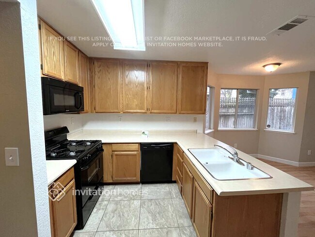 Building Photo - 1573 Owens Valley Dr