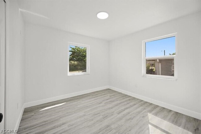 Building Photo - 1644 Pawnee St