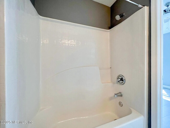 Building Photo - 3563 Twisted Tree Ln