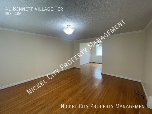 Building Photo - 41 Bennett Village Terrace