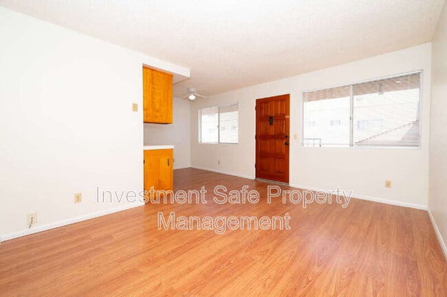 Building Photo - 226 G. St.