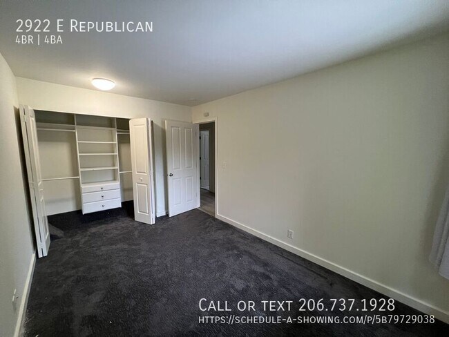 Building Photo - 2922 E Republican-