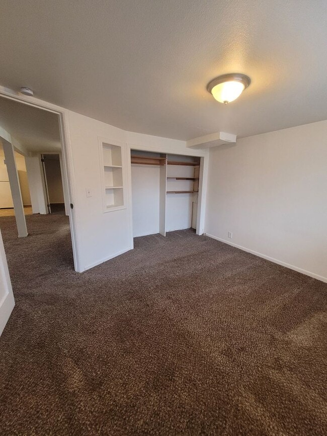 Building Photo - 116sixth