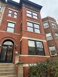 Building Photo - 1 Bedroom, 2 Bath Condo