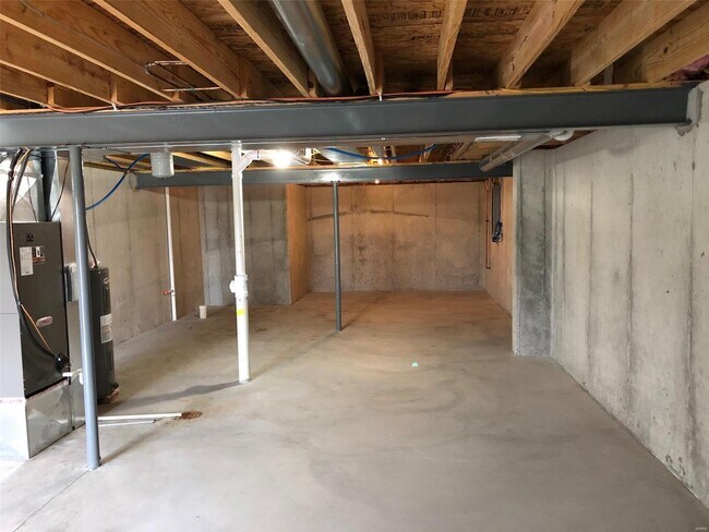 Building Photo - 1109 Marathon Dr