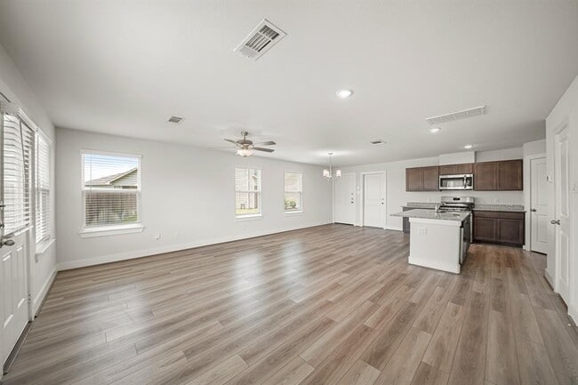 Building Photo - 7006 Cedar Breeze Ct
