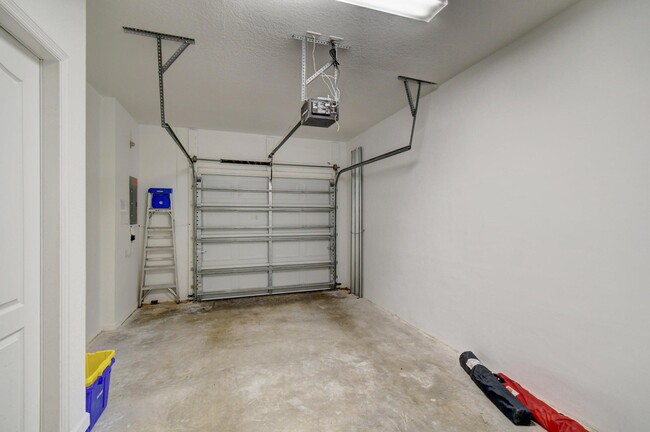Building Photo - 5981 Monterra Club Dr