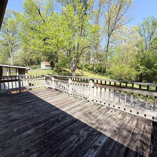 Building Photo - Updated 3-Bedroom with Bonus Room, Deck & Screened-In Porch