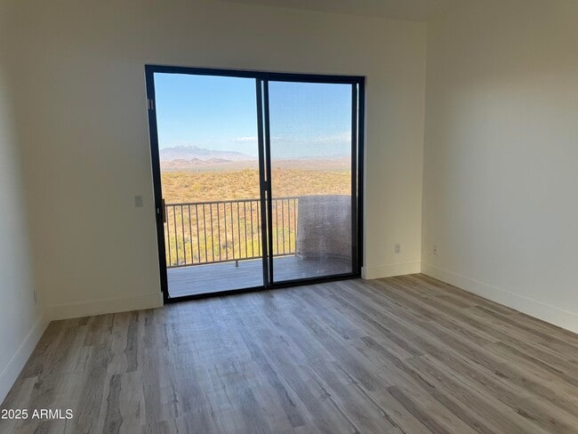 Building Photo - 15633 N Boulder Dr