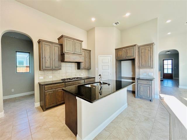 Building Photo - 2204 Fairwater Mews