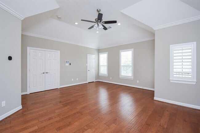Building Photo - 8004 Stoneyway Dr