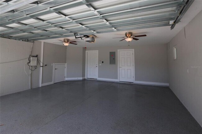 Building Photo - 3617 Bay Heights Way