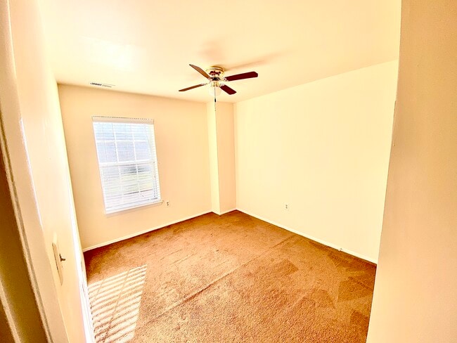 Bedroom 2 - 9495 Linden Leaf Ct