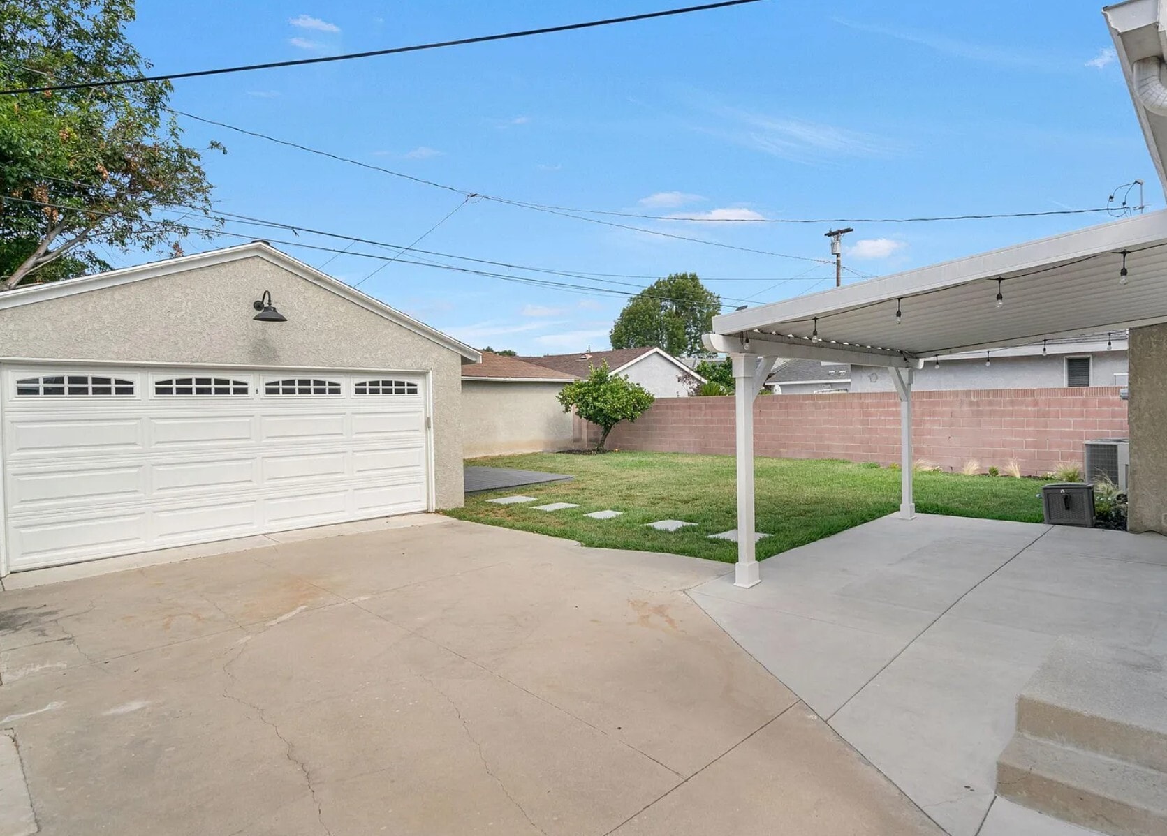 Building Photo - 15017 Bodger Ave