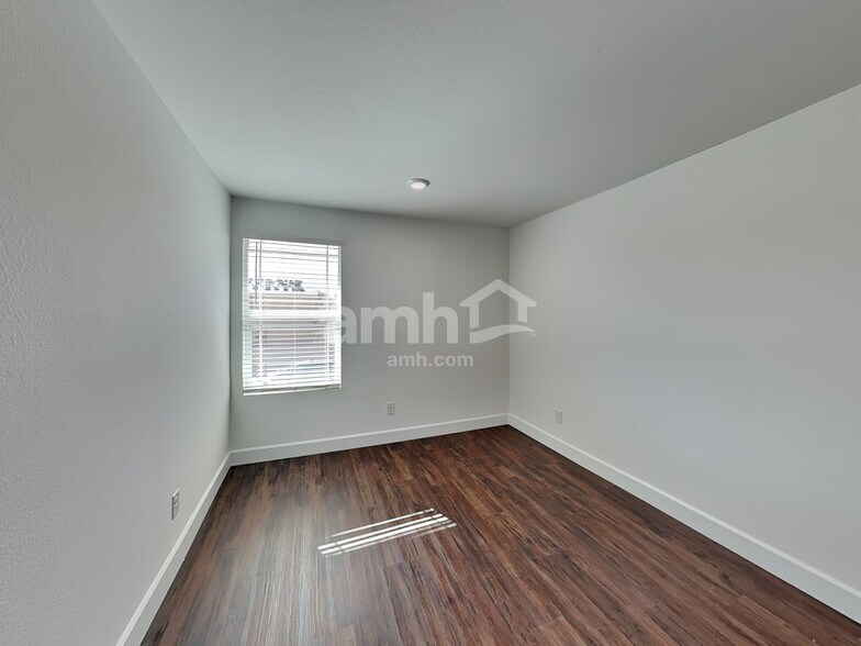 Building Photo - 124 Island Plumeria Ln