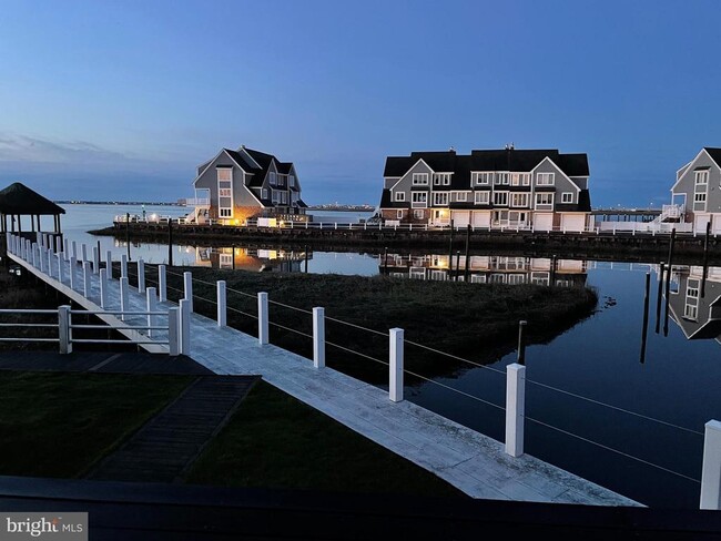 Building Photo - 1401 Harbour Cove