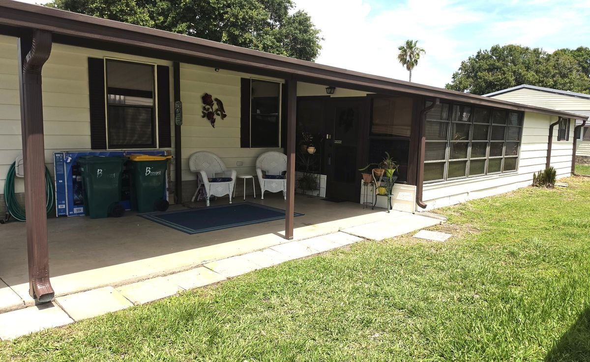 Building Photo - 259 S Dolphin Cir