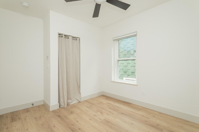 Building Photo - 178 St Alphonsus St