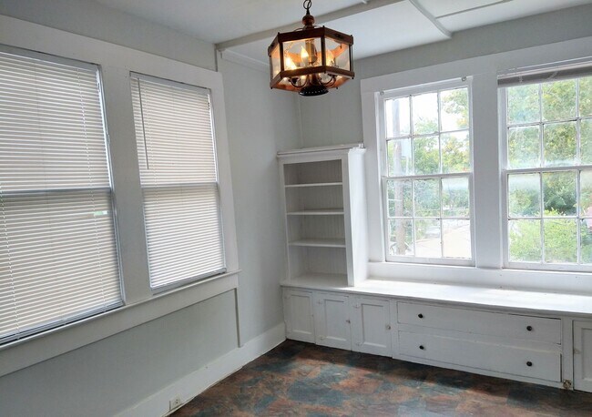 Building Photo - GOVERNMENT HILL***APARTMENT***CLOSE TO FT. SAM & THE PEARL