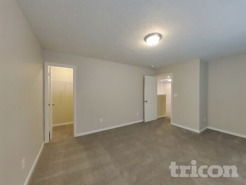 Building Photo - 2336 Wynbrooke Blvd