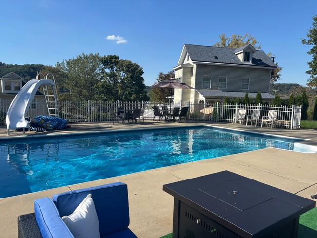 Building Photo - Relaxing summer retreat with pool and hot tub