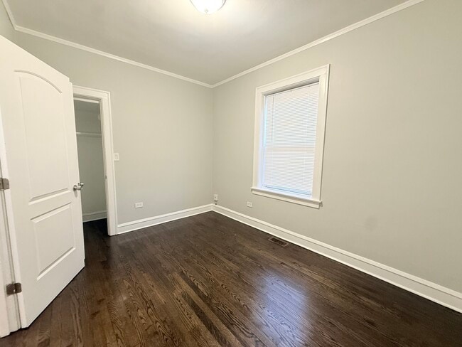 Building Photo - 7239 S Campbell Ave