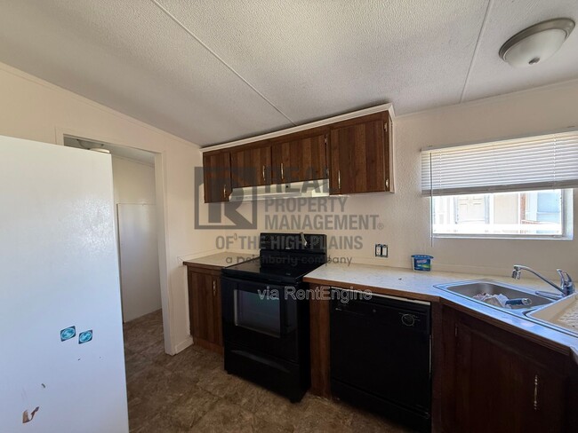 Building Photo - 7900 Upton Rd