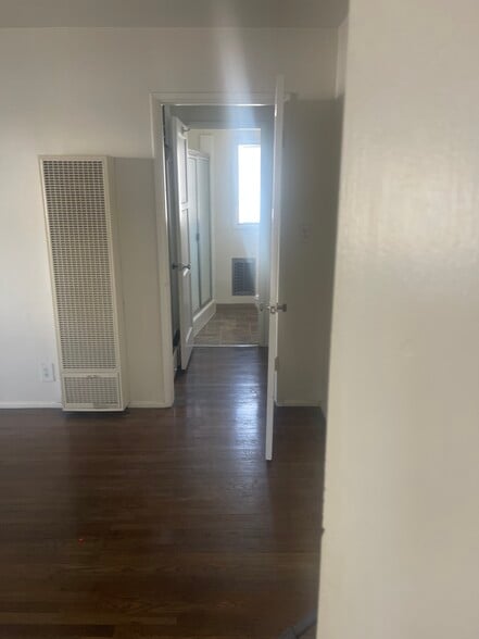 Building Photo - 1112 Fremont Ave