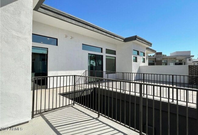 Building Photo - 6060 E Baseline Rd